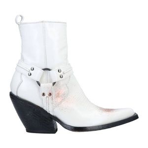 Barracuda Distressed White Leather Cowboy Boots